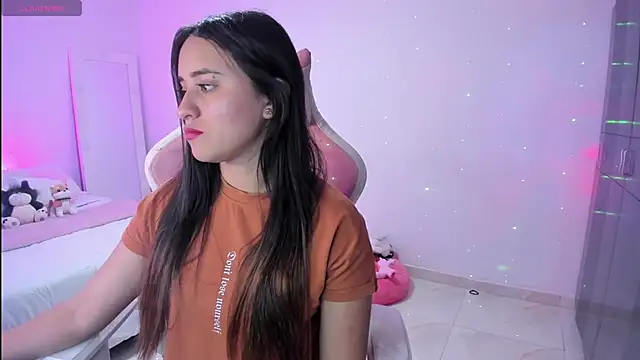 Tinylottie online show from September 2025 01:42:02 AM