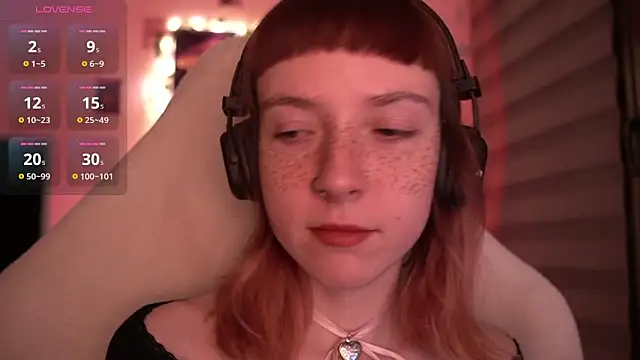 juliapie online show from December 2024 01:25:01 AM