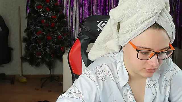 Seductive She Wolf online show from February 2025 11:02:01 AM