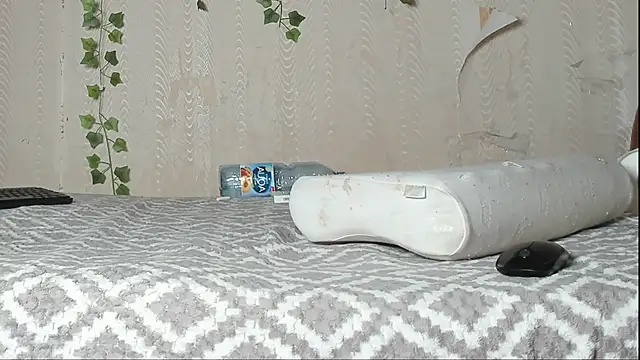 Seductive She Wolf online show from November 2025 05:35:01 PM