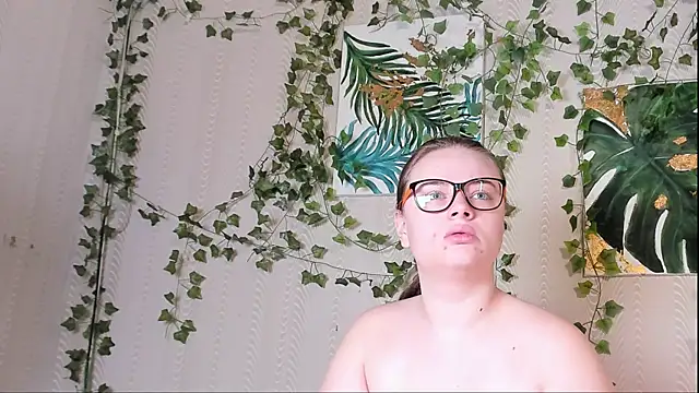 Seductive She Wolf online show from November 2025 09:09:02 AM