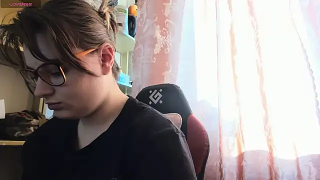 Seductive She Wolf online show from March 2026 03:00:01 PM