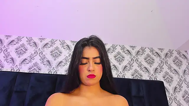 Snapshot of Mia-Monroe chatting on February 2025 07:48:02 PM Mia-Monroe online show from February 2025 07:48:02 PM