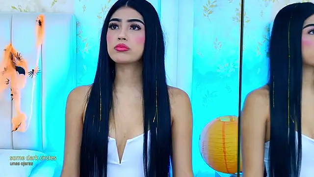 Snapshot of Mia-Monroe chatting on October 2025 07:38:02 PM Mia-Monroe online show from October 2025 07:38:02 PM