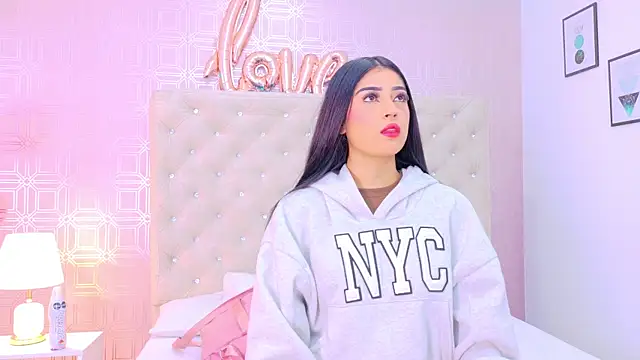 Mia-Monroe online show from February 2026 07:21:01 PM