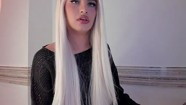 Snapshot of Sophia_Cambpell chatting on June 2026 10:01:02 PM Sophia Cambpell online show from June 2026 10:01:02 PM
