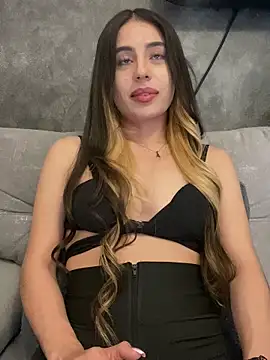 Snapshot of AbyThompson chatting on February 2025 07:54:02 PM AbyThompson online show from February 2025 07:54:02 PM