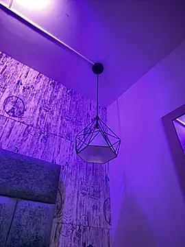 Snapshot of AbyThompson chatting on February 2025 09:54:01 PM AbyThompson online show from February 2025 09:54:01 PM