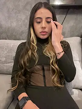 Snapshot of AbyThompson chatting on February 2025 10:31:01 PM AbyThompson online show from February 2025 10:31:01 PM