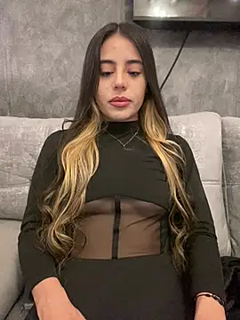 Snapshot of AbyThompson chatting on February 2025 01:32:01 PM AbyThompson online show from February 2025 01:32:01 PM