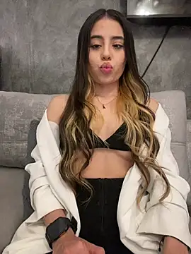 Snapshot of AbyThompson chatting on March 2025 09:17:02 AM AbyThompson online show from March 2025 09:17:02 AM