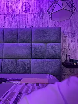 Snapshot of AbyThompson chatting on March 2025 08:48:02 PM AbyThompson online show from March 2025 08:48:02 PM