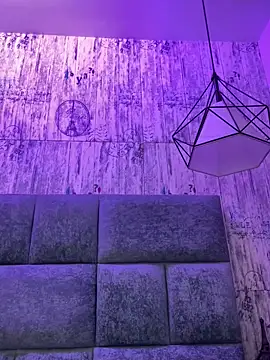 Snapshot of AbyThompson chatting on March 2025 09:13:01 PM AbyThompson online show from March 2025 09:13:01 PM