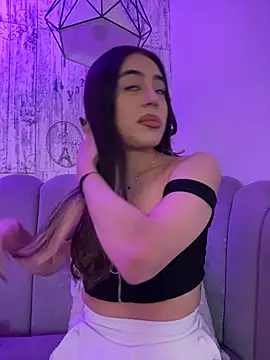 Snapshot of AbyThompson chatting on October 2025 12:48:02 PM AbyThompson online show from October 2025 12:48:02 PM