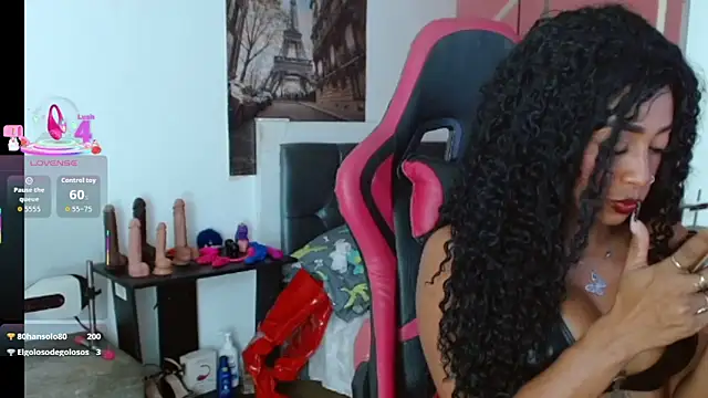 Snapshot of analus-01 chatting on October 2025 04:30:01 PM analus-01 online show from October 2025 04:30:01 PM