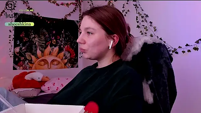 Snapshot of somejgirl chatting on December 2024 07:24:01 PM somejgirl online show from December 2024 07:24:01 PM