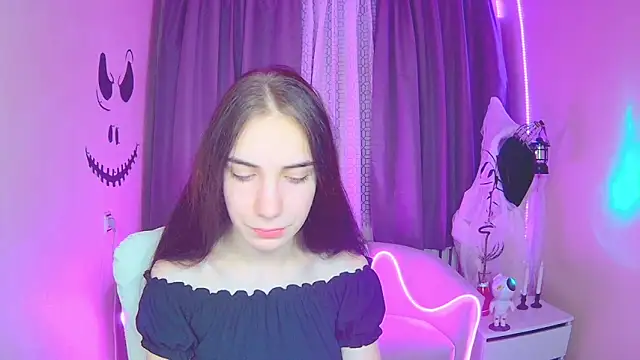 NikaStark  online show from October 2025 07:37:01 PM