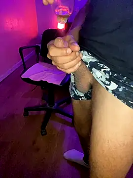 IMD01 online show from September 2025 04:07:01 AM