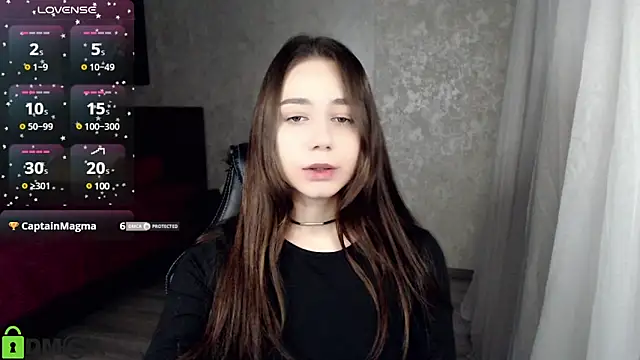 Snapshot of Mary_Moonlight chatting on December 2024 04:58:01 PM Mary Moonlight online show from December 2024 04:58:01 PM