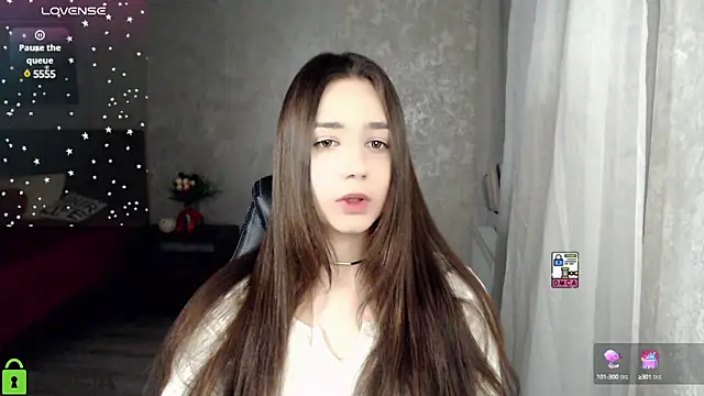 Snapshot of Mary_Moonlight chatting on January 2025 05:12:02 PM Mary Moonlight online show from January 2025 05:12:02 PM