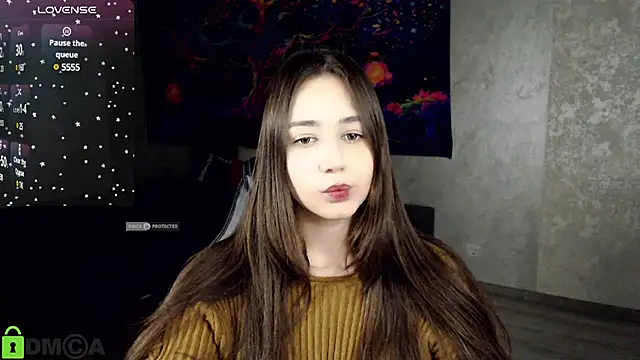 Snapshot of Mary_Moonlight chatting on February 2025 05:25:02 PM Mary Moonlight online show from February 2025 05:25:02 PM