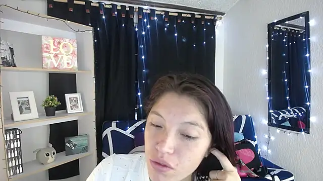 Snapshot of Sian__1 chatting on February 2025 02:25:02 PM Sian 1 online show from February 2025 02:25:02 PM