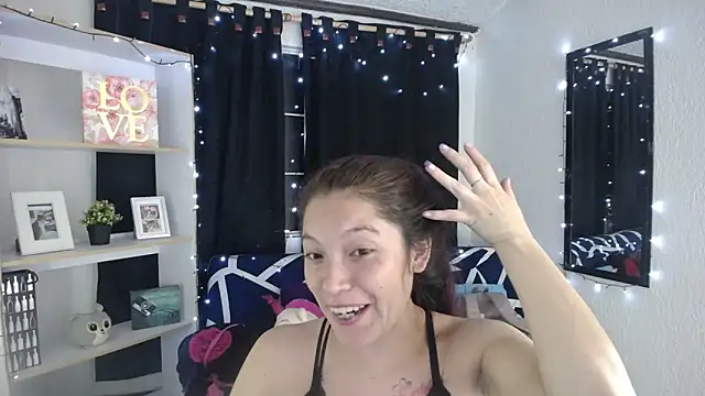 Snapshot of Sian__1 chatting on February 2025 07:25:01 PM Sian 1 online show from February 2025 07:25:01 PM