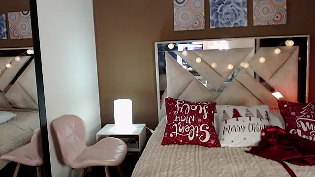 SophiaJoliebm online show from November 2025 04:48:02 AM