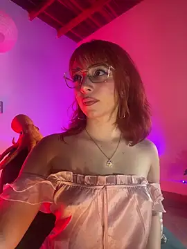 Snapshot of sweeet_peach chatting on March 2026 04:39:01 AM sweeet peach online show from March 2026 04:39:01 AM