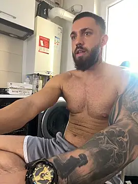 LoveIsBlind  online show from October 2025 04:55:01 AM