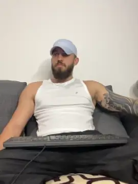 Snapshot of LoveIsBlind_ chatting on October 2025 07:47:02 PM LoveIsBlind online show from October 2025 07:47:02 PM