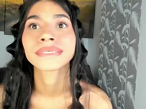 Snapshot of _violetadulce chatting on January 2025 07:03:01 AM  violetadulce online show from January 2025 07:03:01 AM