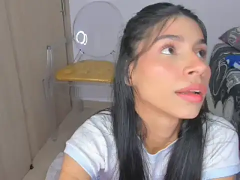 Snapshot of _violetadulce chatting on January 2025 07:19:02 AM  violetadulce online show from January 2025 07:19:02 AM