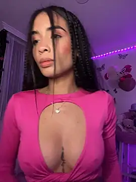 lina pink online show from December 2024 06:46:02 AM