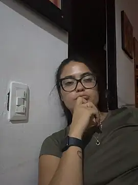 Snapshot of Karla-sexy01 chatting on January 2025 04:38:01 AM Karla-sexy01 online show from January 2025 04:38:01 AM