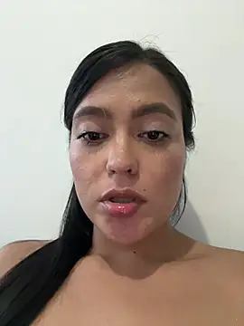 Snapshot of Karla-sexy01 chatting on May 2026 10:50:02 PM Karla-sexy01 online show from May 2026 10:50:02 PM