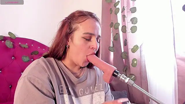 evy orange1 online show from December 2024 07:36:01 PM