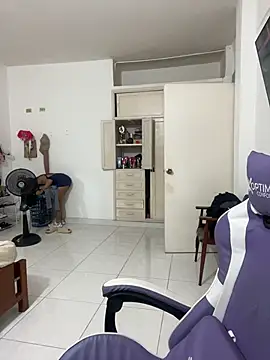 Snapshot of Heratemporal chatting on March 2026 01:33:01 PM Heratemporal online show from March 2026 01:33:01 PM