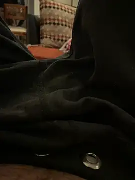 Snapshot of Femalefucker3006 chatting on December 2024 08:15:02 PM Femalefucker3006 online show from December 2024 08:15:02 PM