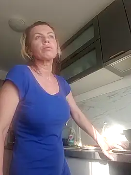 Snapshot of MiaDoll69 chatting on February 2026 07:48:01 AM MiaDoll69 online show from February 2026 07:48:01 AM