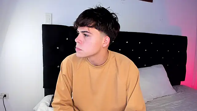 justinbiler online show from February 2025 12:27:02 PM