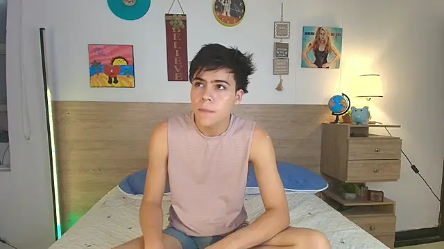 justinbiler online show from September 2025 12:08:02 PM