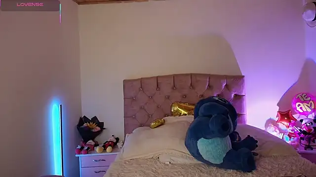 Snapshot of miaa_saenz1 chatting on October 2025 04:24:02 AM miaa saenz1 online show from October 2025 04:24:02 AM