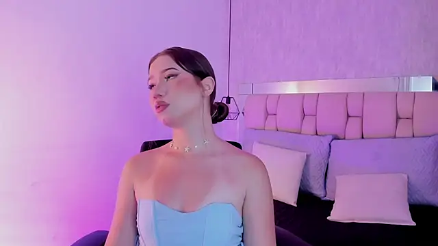 Roxie-Summers11 online show from January 2025 04:14:02 AM