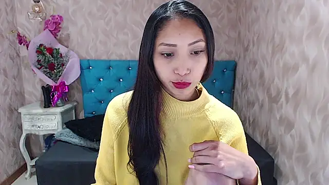 Snapshot of MadelineDoll chatting on February 2025 06:40:02 PM MadelineDoll online show from February 2025 06:40:02 PM