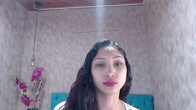 Snapshot of MadelineDoll chatting on March 2025 02:21:02 PM MadelineDoll online show from March 2025 02:21:02 PM