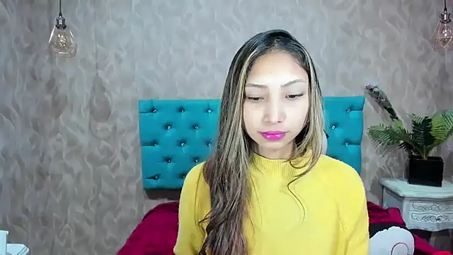 Snapshot of MadelineDoll chatting on September 2025 11:13:02 AM MadelineDoll online show from September 2025 11:13:02 AM