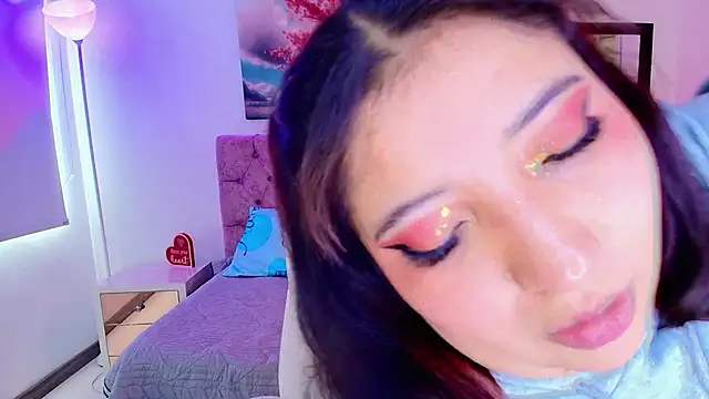 Emma monserrat online show from September 2025 07:37:02 PM