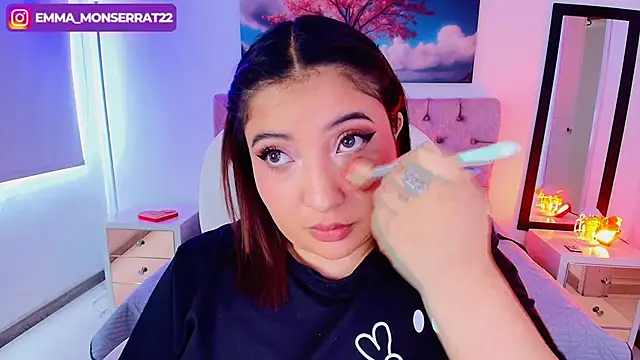 Emma monserrat online show from September 2025 07:39:02 PM