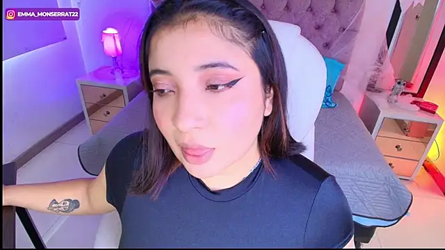 Emma monserrat online show from October 2025 07:36:01 PM